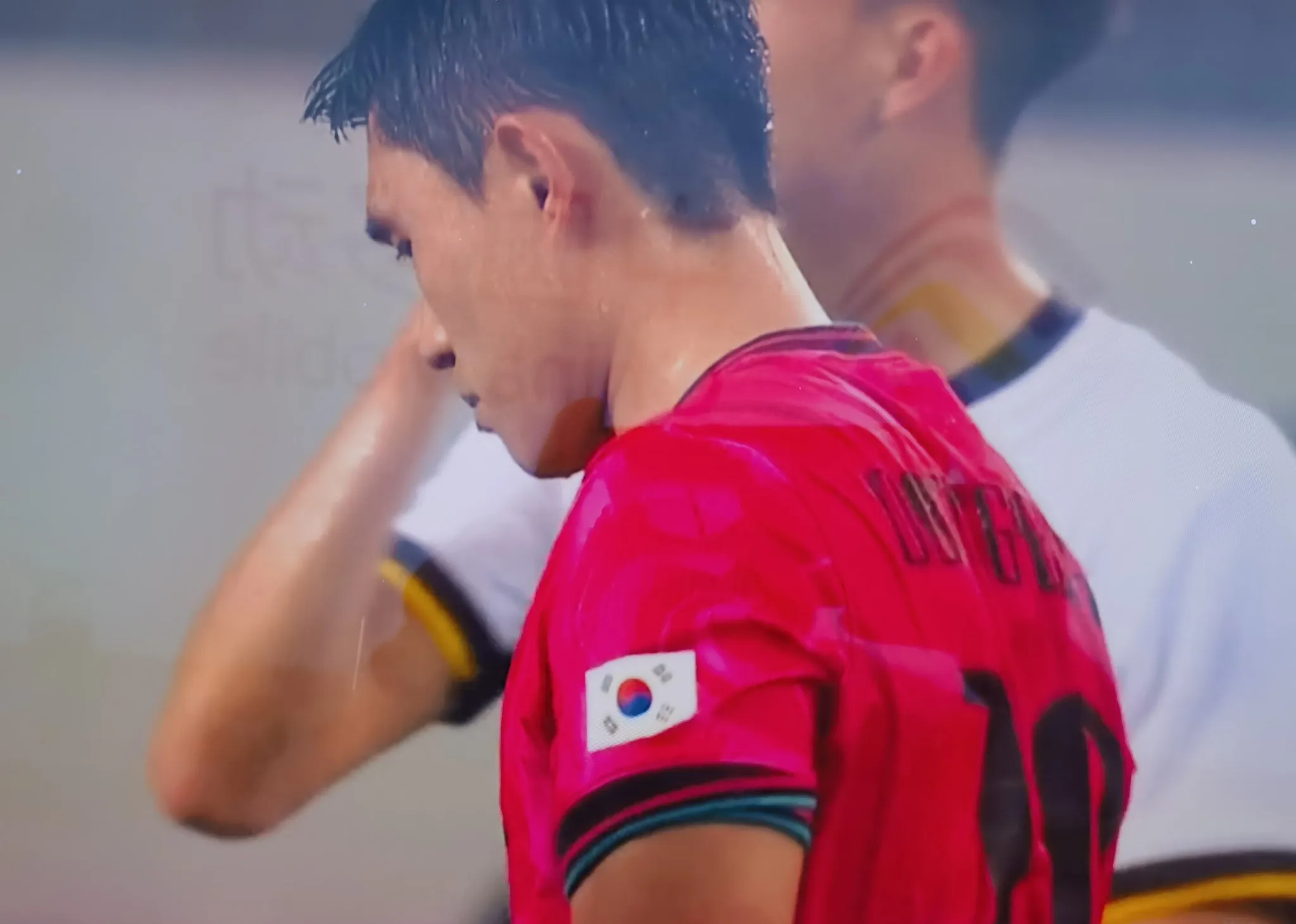 亚博体育官方网站-阿贾克斯比赛中断最新通知