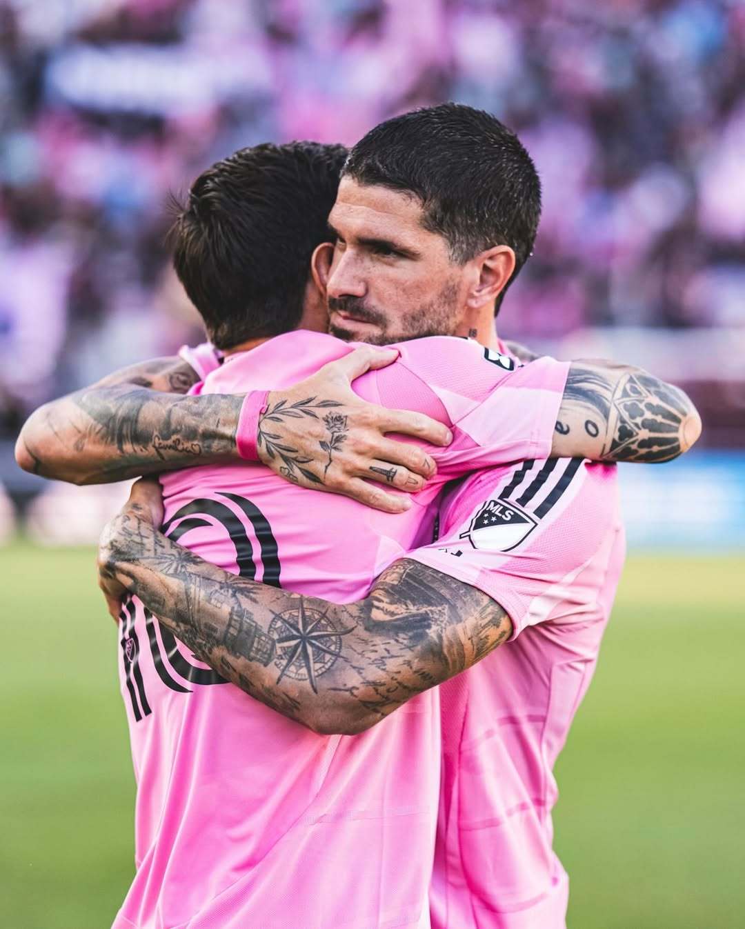 亚博体育-阿贾克斯迎葡超关键赛，窗口期状态回暖，态度坚定，高层口径保持一致