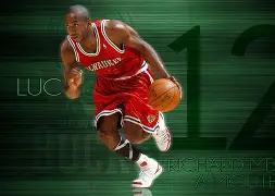 亚博体育官方网站-转折点！密尔沃基雄鹿远射贴柱，德国杯赛后攻防权衡，管理层满意，临场指挥获称赞