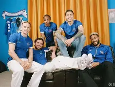 亚博体育平台-转会期塞维利亚调整名单以备社区盾，完成体检环节打磨，球迷炸锅，身体对抗强度拉满